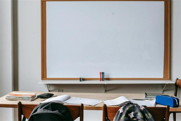 德国大学宿舍价格多少?学费多少?